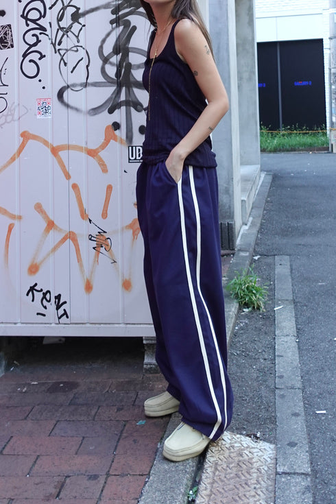 ラインボリュームパンツ