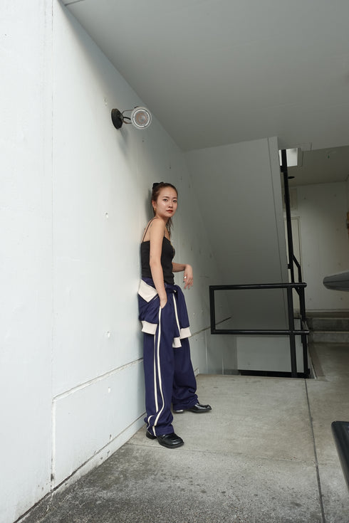 ラインボリュームパンツ