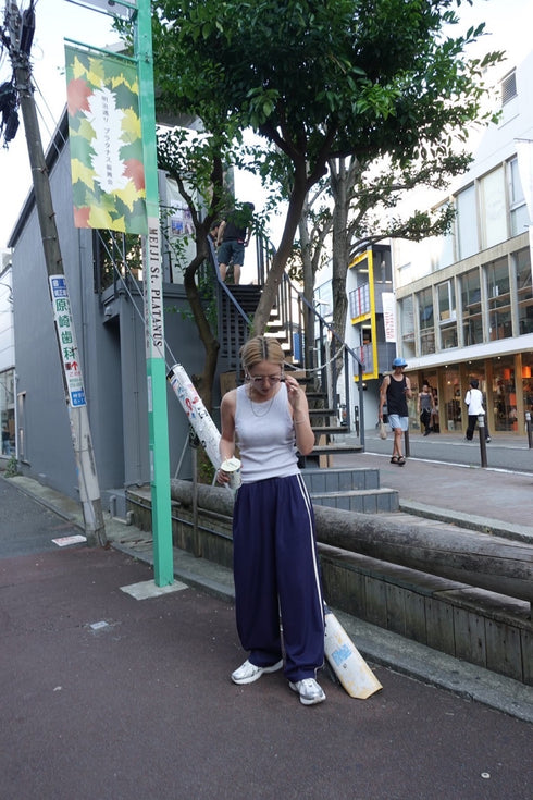 ラインボリュームパンツ