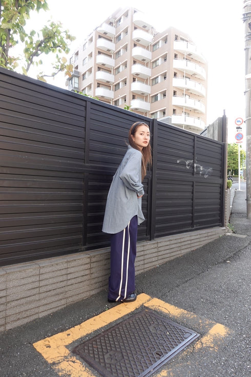 ラインボリュームパンツ