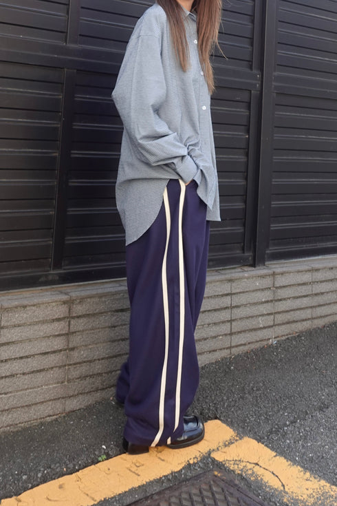 ラインボリュームパンツ