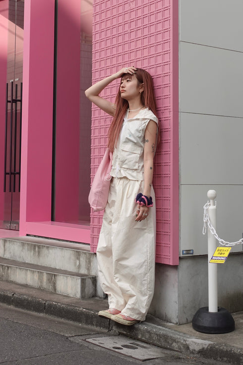 ダブルジップノースリパーカー