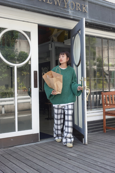 カラーボリュームニット