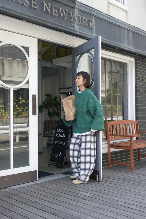 カラーボリュームニット