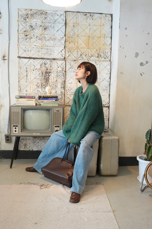 カラーボリュームニット