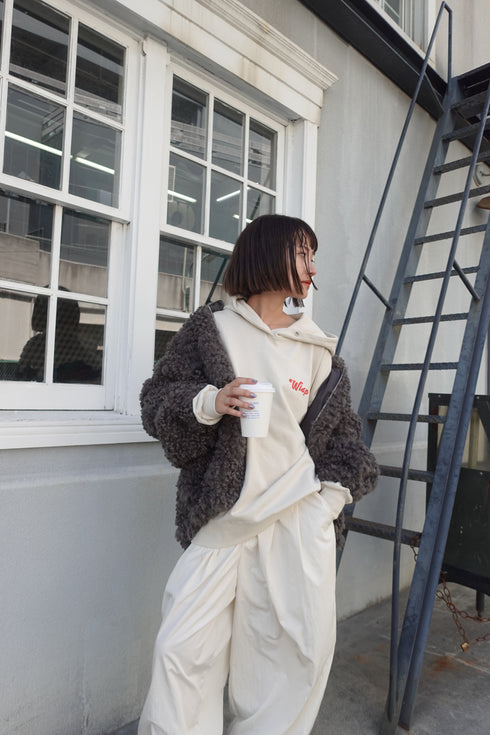 ロゴルーズパーカー