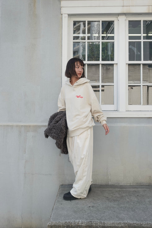 ロゴルーズパーカー