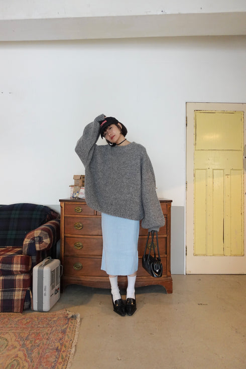 カラーボリュームニット