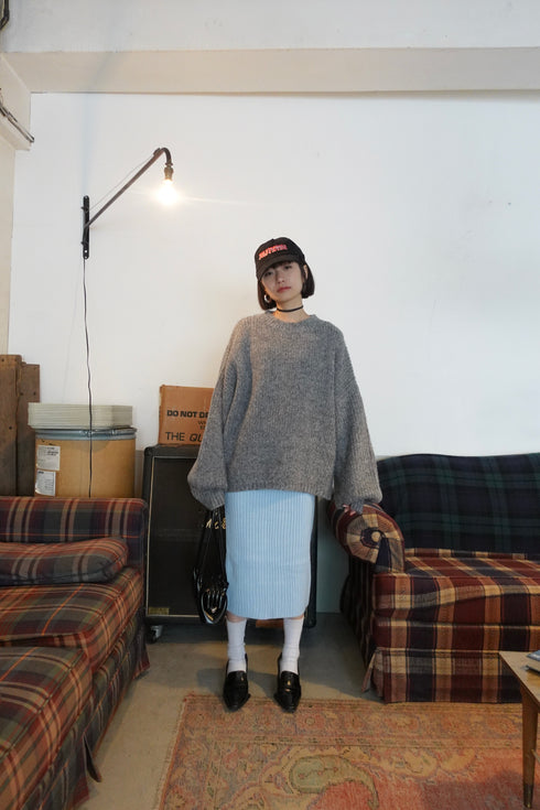 カラーボリュームニット