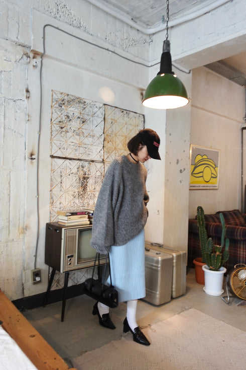 カラーボリュームニット