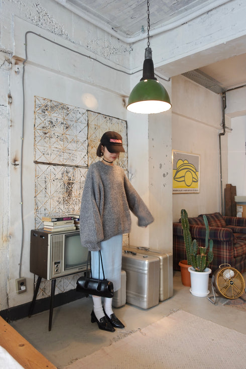 カラーボリュームニット