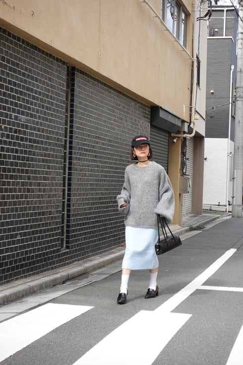 カラーボリュームニット