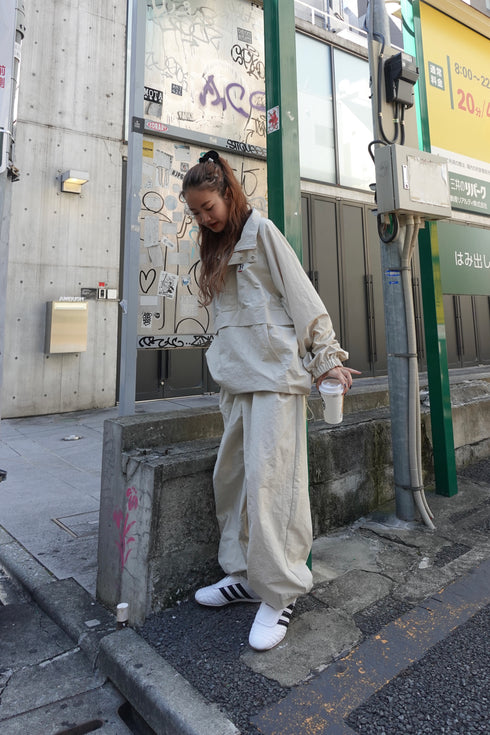 アノラックナイロンブルゾン