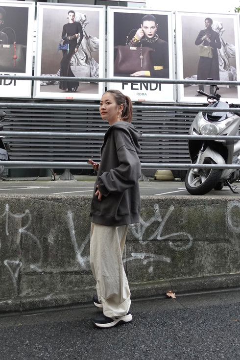 ヘビーウェイトジップパーカー