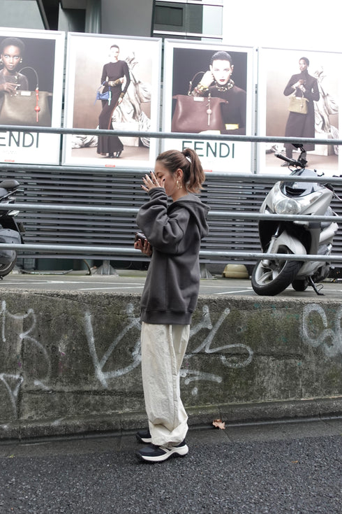 ヘビーウェイトジップパーカー