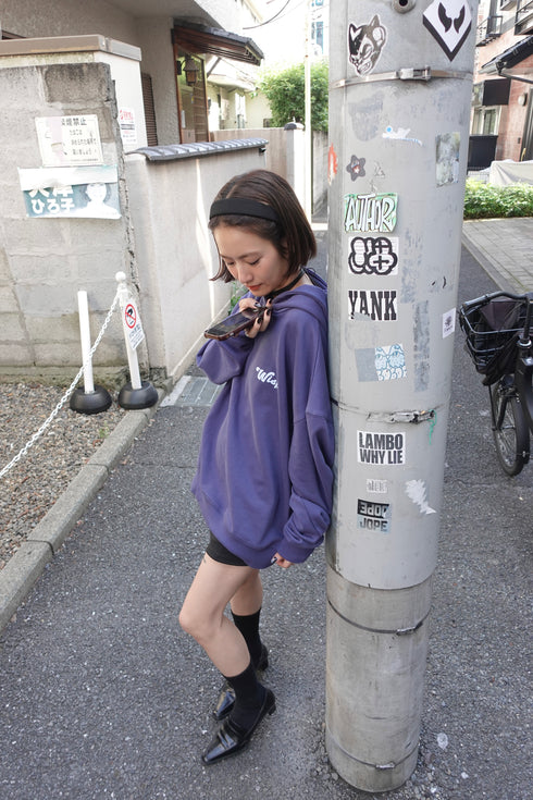 ロゴルーズパーカー