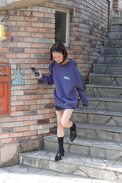 ロゴルーズパーカー