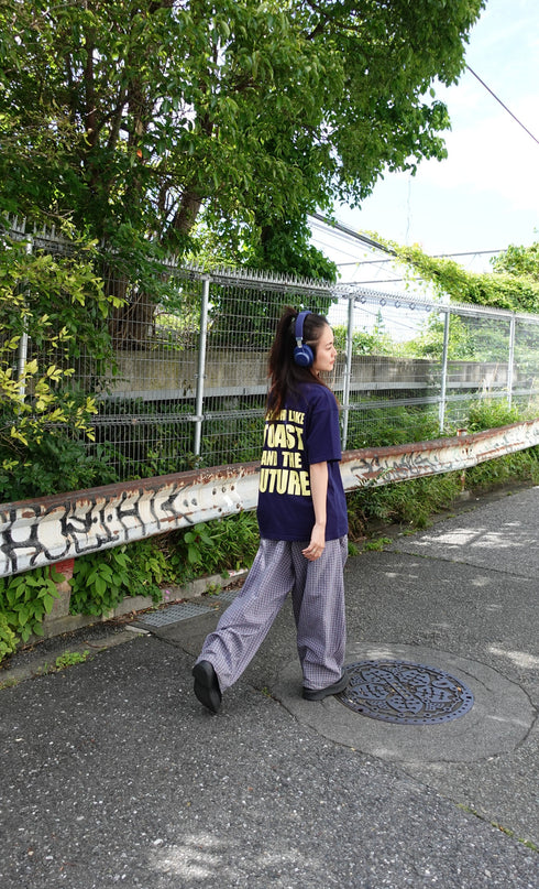 バックロゴルーズTee