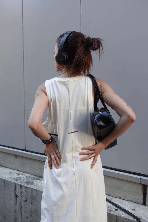 ミャオミャオノースリワンピ