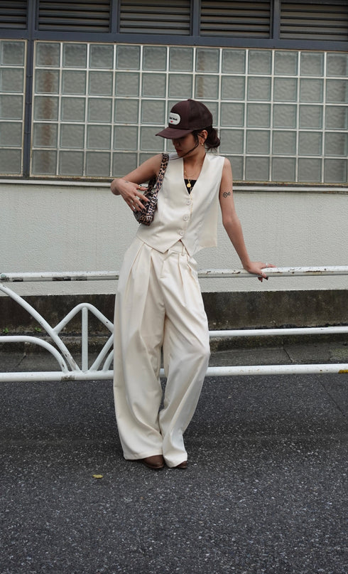 タックルーズスラックス