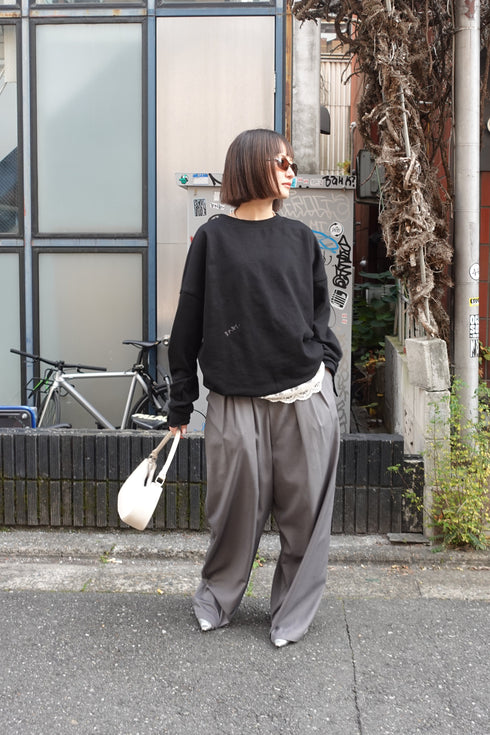 【追加:1月納品】エンブロイダリールーズスウェット