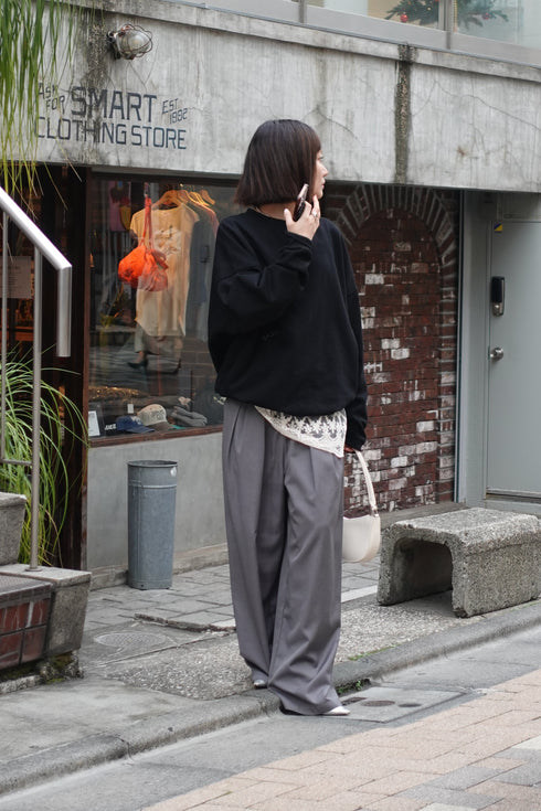 【追加:1月納品】エンブロイダリールーズスウェット