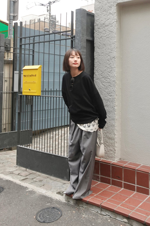 【追加:1月納品】エンブロイダリールーズスウェット