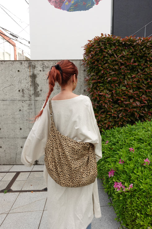 Vネックルーズワンピ