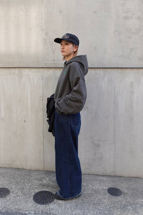 ヘビーウェイトショートパーカー