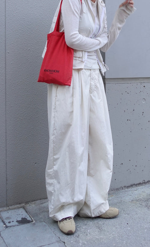 ダブルジップノースリパーカー