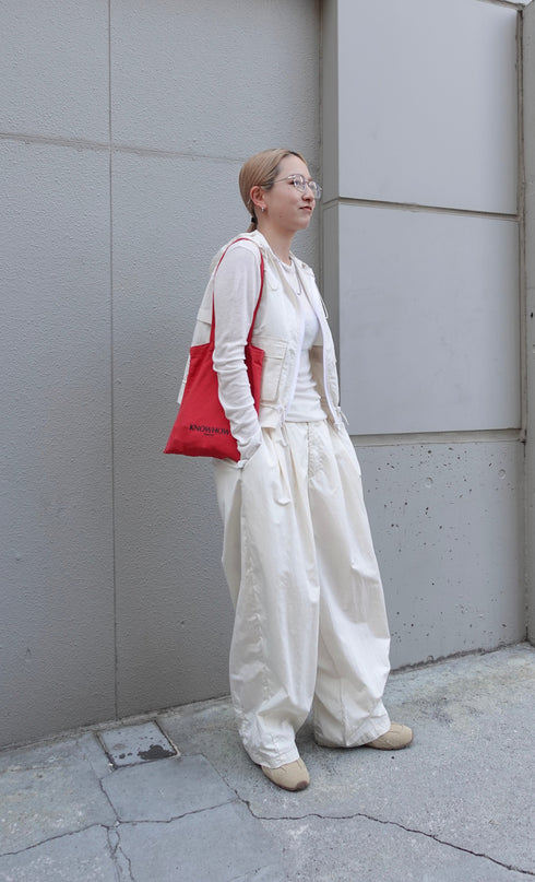 ダブルジップノースリパーカー