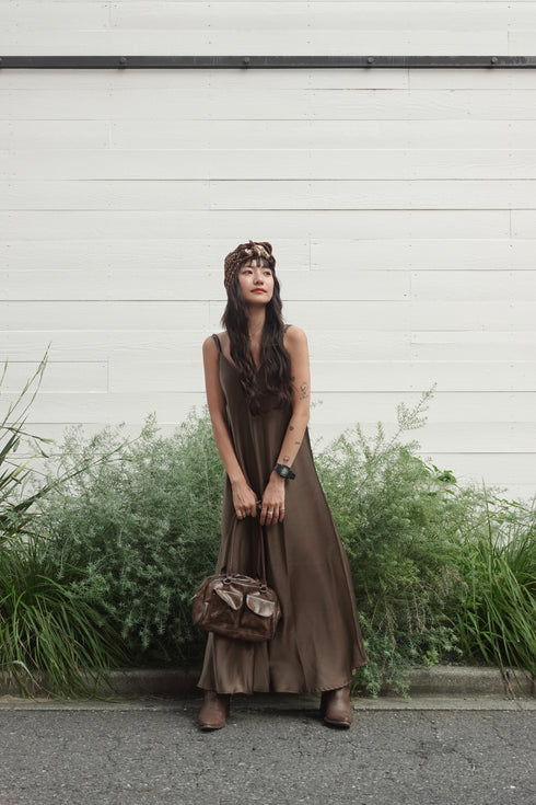 サテンルーズキャミワンピース