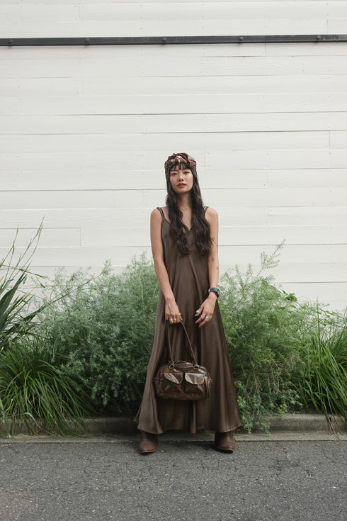 サテンルーズキャミワンピース