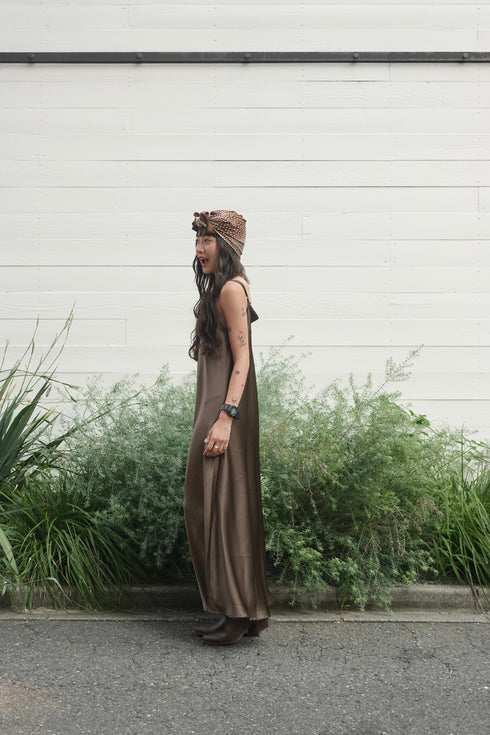 サテンルーズキャミワンピース