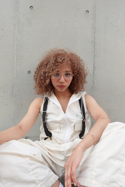 ダブルジップノースリパーカー