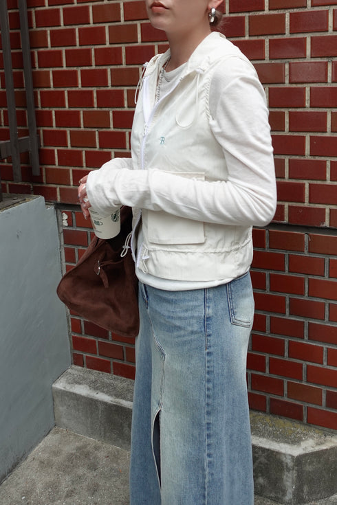 ダブルジップノースリパーカー