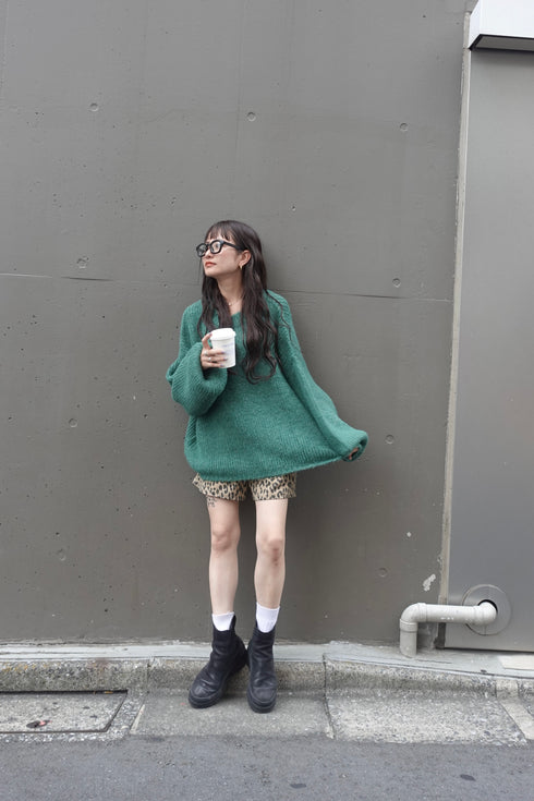 カラーボリュームニット