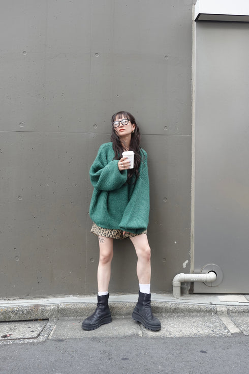 カラーボリュームニット