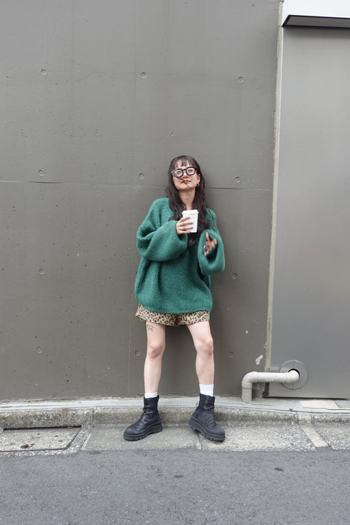 カラーボリュームニット