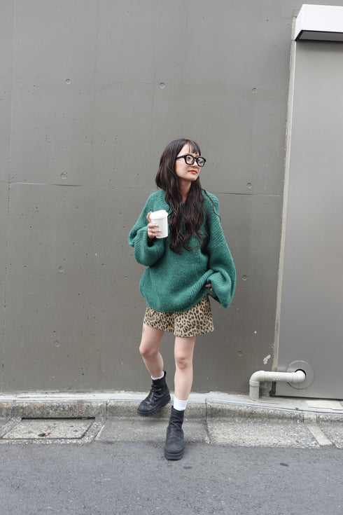 カラーボリュームニット