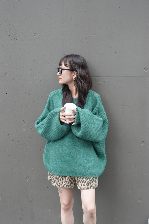 カラーボリュームニット