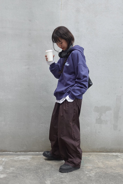 ロゴルーズパーカー