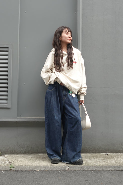 ロゴルーズパーカー