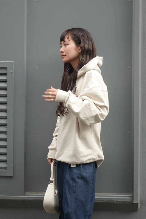 ロゴルーズパーカー