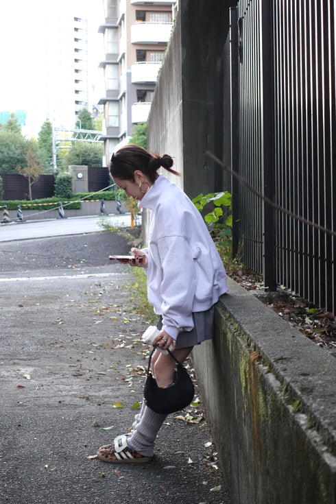 ハーフジップスウェット