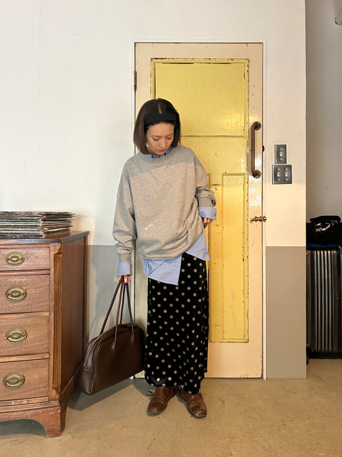 【追加:1月納品】エンブロイダリールーズスウェット