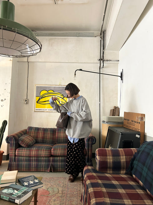 【追加:1月納品】エンブロイダリールーズスウェット