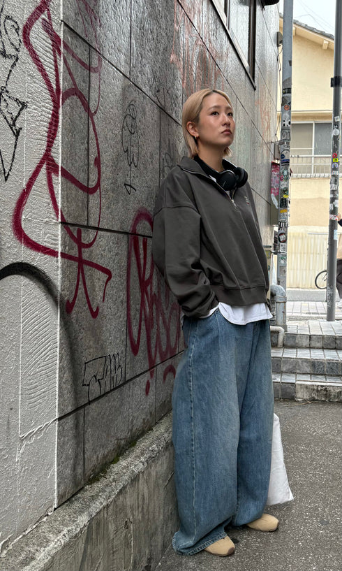 ハーフジップスウェット