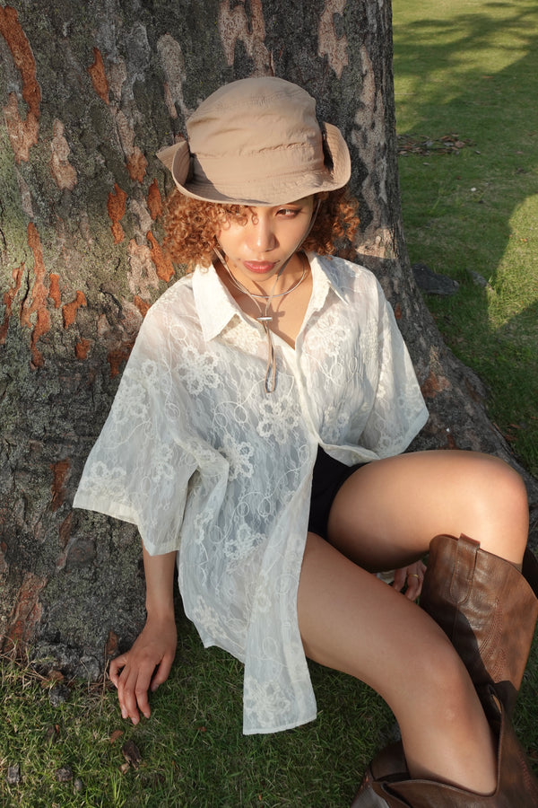 お花レースシャツ