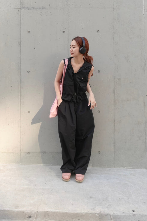 ダブルジップノースリパーカー